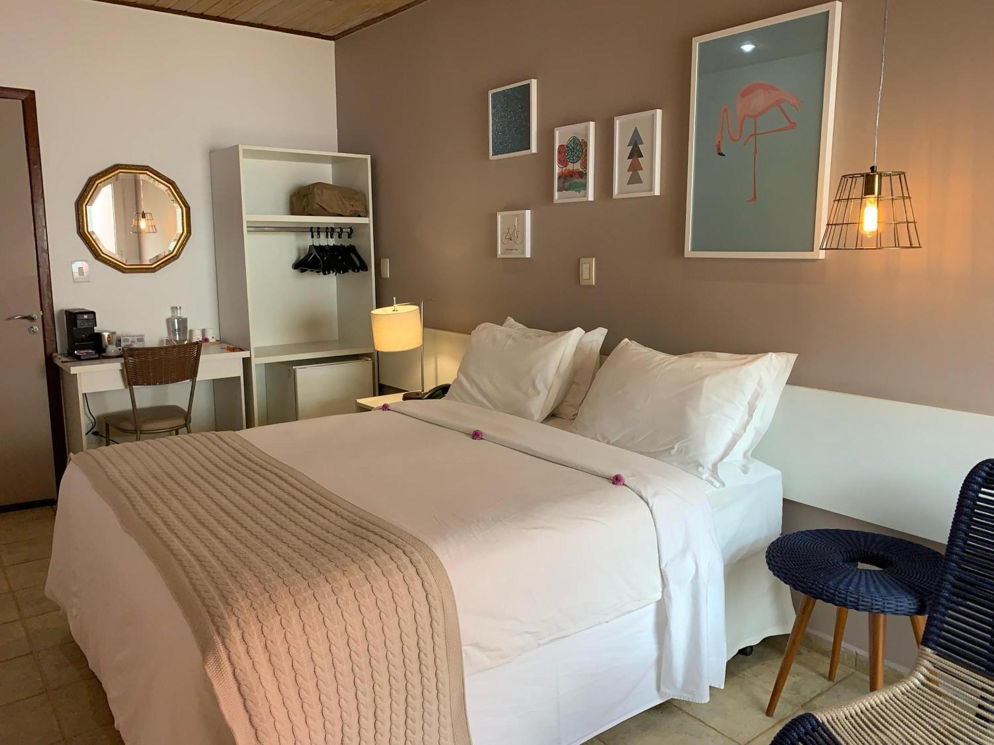 Hotel Boutique Frangipani Brotas Bagian luar foto A room at the hotel